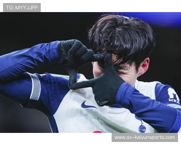 孙兴慜传切配合后起脚攻门，热刺展现高效衔接能力